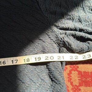 Black XL habitat tunic.